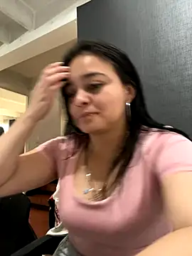 Snapshot of Emily_Rivers_ chatting on December 1, 2025, 1:12 pm Emily Rivers online show from December 1, 2025, 1:12 pm