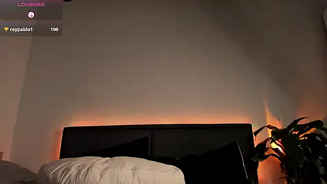 MateoBaer online show from January 14, 2026, 3:43 am