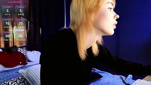 Snapshot of Kiara_Dream chatting on February 7, 2026, 9:34 pm Kiara Dream online show from February 7, 2026, 9:34 pm