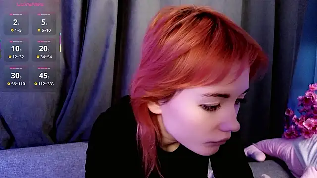 Snapshot of Kiara_Dream chatting on February 27, 2026, 7:08 am Kiara Dream online show from February 27, 2026, 7:08 am