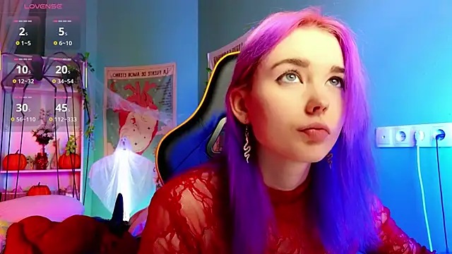 Snapshot of Kiara_Dream chatting on October 28, 2025, 8:52 pm Kiara Dream online show from October 28, 2025, 8:52 pm