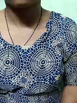 Snapshot of Varsha21 chatting on September 22, 2025, 11:16 am Varsha21 online show from September 22, 2025, 11:16 am