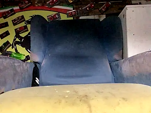 lovehairymature90 online show from September 30, 2025, 2:39 am