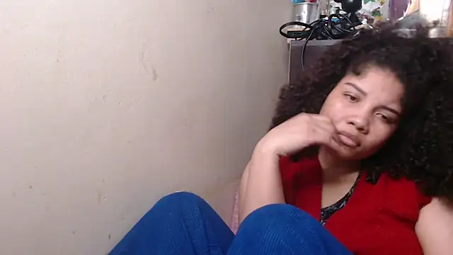 Snapshot of madelene chatting on November 6, 2025, 1:09 am madelene online show from November 6, 2025, 1:09 am