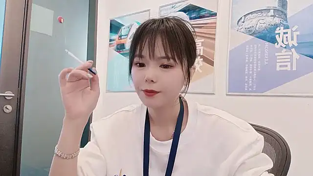 Snapshot of KKMM168 chatting on October 31, 2025, 4:53 am KKMM168 online show from October 31, 2025, 4:53 am