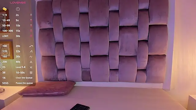 Snapshot of Dannika07 chatting on November 9, 2025, 3:43 am Dannika07 online show from November 9, 2025, 3:43 am