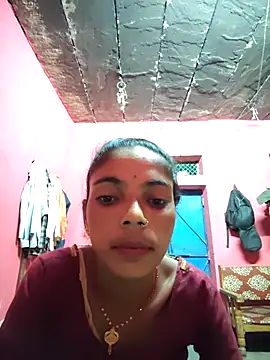 Snapshot of Sonam_mehta chatting on October 25, 2025, 12:32 am Sonam mehta online show from October 25, 2025, 12:32 am