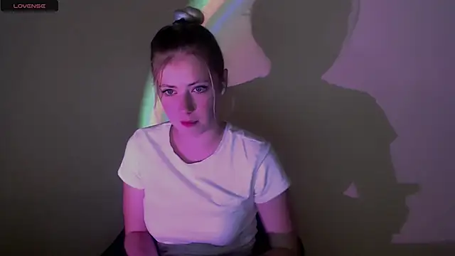 Snapshot of AliceHotty_ chatting on September 26, 2025, 6:42 am AliceHotty online show from September 26, 2025, 6:42 am