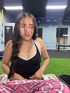 MiaRousexxx  online show from March 18, 2026, 4:26 am