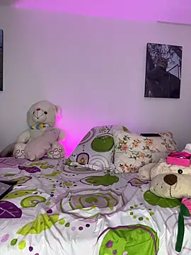 MiaRousexxx  online show from March 13, 2026, 11:43 pm