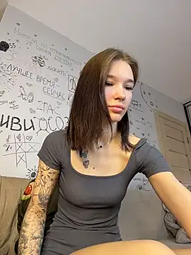 AsyaMiller online show from December 2, 2025, 6:53 pm