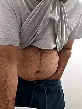 Snapshot of moonflower25 chatting on November 7, 2025, 3:22 am moonflower25 online show from November 7, 2025, 3:22 am