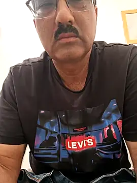 Snapshot of moonflower25 chatting on September 24, 2025, 3:46 am moonflower25 online show from September 24, 2025, 3:46 am