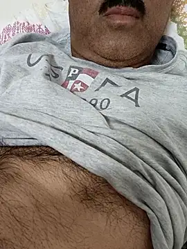 Snapshot of moonflower25 chatting on September 26, 2025, 8:27 pm moonflower25 online show from September 26, 2025, 8:27 pm