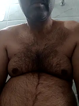 moonflower25 online show from February 19, 2026, 2:19 am