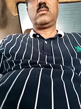 Snapshot of moonflower25 chatting on September 25, 2025, 12:11 pm moonflower25 online show from September 25, 2025, 12:11 pm