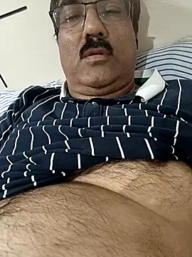 Snapshot of moonflower25 chatting on November 13, 2025, 6:01 pm moonflower25 online show from November 13, 2025, 6:01 pm