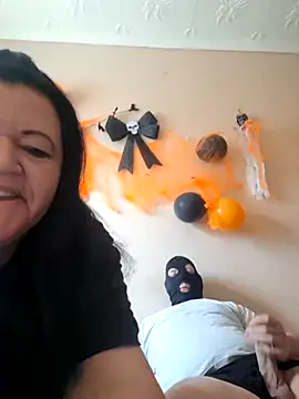 Snapshot of BlacReign chatting on October 23, 2025, 12:59 pm BlacReign online show from October 23, 2025, 12:59 pm