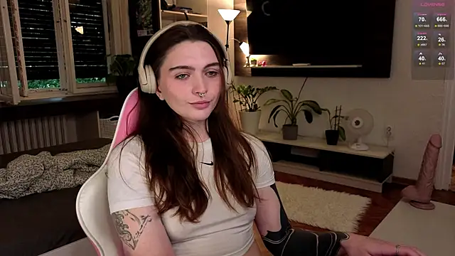 Snapshot of dorfmatratze__ chatting on June 6, 2026, 6:07 am dorfmatratze online show from June 6, 2026, 6:07 am