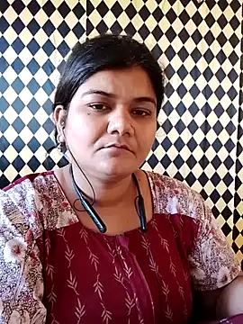 Snapshot of Meenu_tiwari chatting on September 23, 2025, 9:49 am Meenu tiwari online show from September 23, 2025, 9:49 am