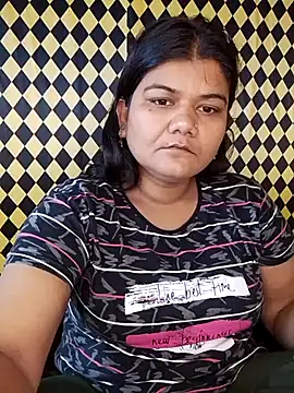 Snapshot of Meenu_tiwari chatting on September 22, 2025, 9:04 am Meenu tiwari online show from September 22, 2025, 9:04 am