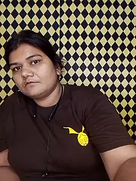 Snapshot of Meenu_tiwari chatting on September 26, 2025, 6:26 pm Meenu tiwari online show from September 26, 2025, 6:26 pm