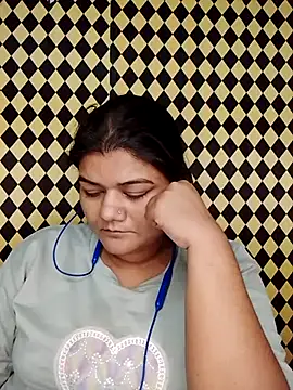 Snapshot of Meenu_tiwari chatting on October 3, 2025, 9:38 pm Meenu tiwari online show from October 3, 2025, 9:38 pm