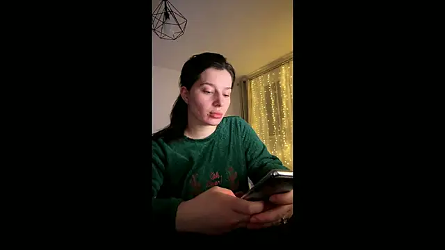 SweetNSteamy online show from December 23, 2025, 12:22 am