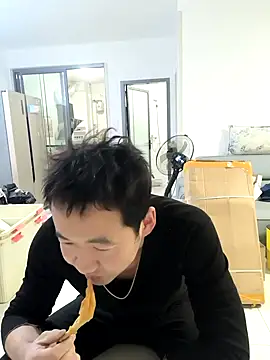 huanhuanaaaaa online show from March 24, 2026, 2:28 pm