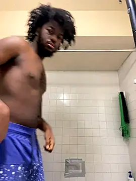 Snapshot of ThickDic28 chatting on September 29, 2025, 6:46 pm ThickDic28 online show from September 29, 2025, 6:46 pm