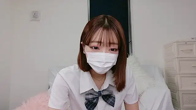 Rina 72 online show from September 28, 2025, 8:21 am