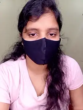 Rose-luckey online show from April 19, 2026, 6:10 pm