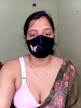 Snapshot of Rose-luckey chatting on November 29, 2025, 11:43 am Rose-luckey online show from November 29, 2025, 11:43 am