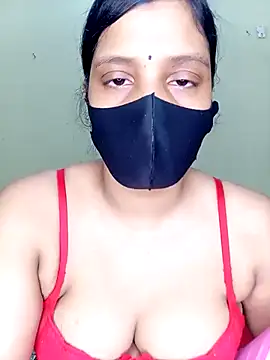 Snapshot of Rose-luckey chatting on October 23, 2025, 5:33 pm Rose-luckey online show from October 23, 2025, 5:33 pm