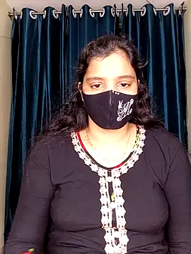 Rose-luckey online show from February 15, 2026, 1:10 pm