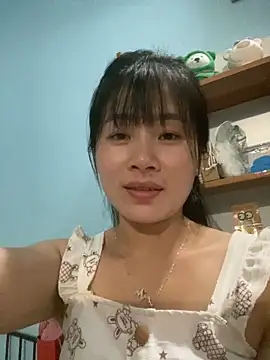 Snapshot of One-nice chatting on September 14, 2025, 12:27 pm One-nice online show from September 14, 2025, 12:27 pm