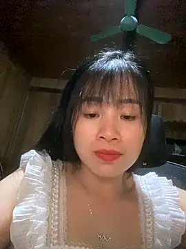 Snapshot of One-nice chatting on October 3, 2025, 12:06 pm One-nice online show from October 3, 2025, 12:06 pm