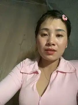 Snapshot of One-nice chatting on October 8, 2025, 1:01 pm One-nice online show from October 8, 2025, 1:01 pm