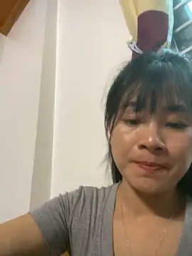 Snapshot of One-nice chatting on September 30, 2025, 2:17 am One-nice online show from September 30, 2025, 2:17 am