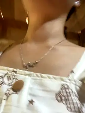 Snapshot of One-nice chatting on September 15, 2025, 1:50 am One-nice online show from September 15, 2025, 1:50 am