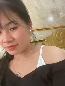 Snapshot of One-nice chatting on October 13, 2025, 7:43 am One-nice online show from October 13, 2025, 7:43 am