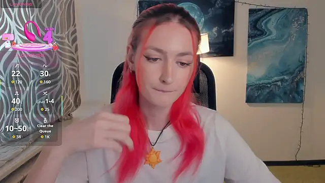 Snapshot of EasterBlink chatting on September 17, 2025, 10:50 am EasterBlink online show from September 17, 2025, 10:50 am