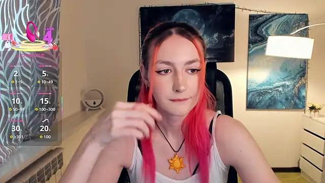 Snapshot of EasterBlink chatting on October 4, 2025, 10:39 am EasterBlink online show from October 4, 2025, 10:39 am