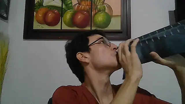 Snapshot of Kevintdx chatting on February 20, 2026, 3:03 am Kevintdx online show from February 20, 2026, 3:03 am