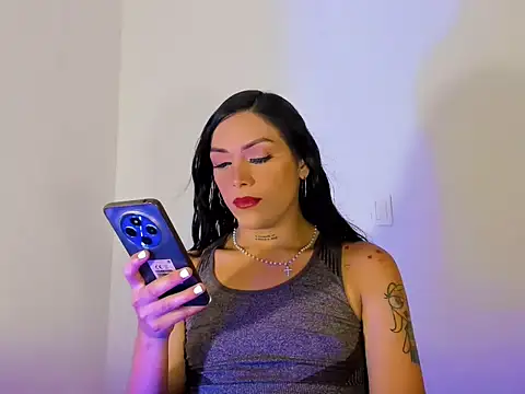 Snapshot of Megan_Gil_ chatting on September 14, 2025, 11:05 pm Megan Gil online show from September 14, 2025, 11:05 pm