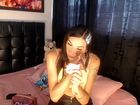 Snapshot of Megan_Gil_ chatting on January 14, 2026, 7:39 pm Megan Gil online show from January 14, 2026, 7:39 pm