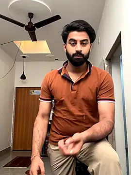 Snapshot of hottestboy03 chatting on October 30, 2025, 5:06 am hottestboy03 online show from October 30, 2025, 5:06 am