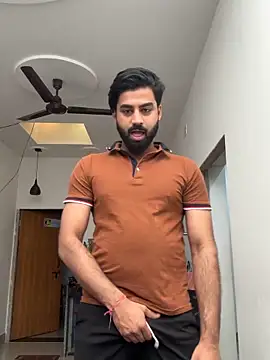 Snapshot of hottestboy03 chatting on November 7, 2025, 4:50 am hottestboy03 online show from November 7, 2025, 4:50 am