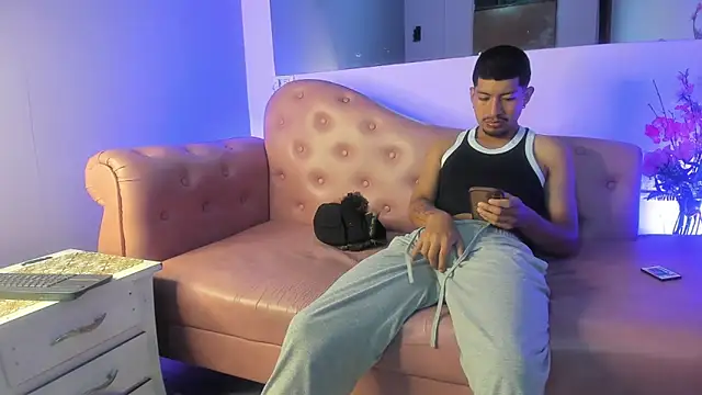 Snapshot of AxelAndJeremy chatting on September 23, 2025, 2:51 am AxelAndJeremy online show from September 23, 2025, 2:51 am