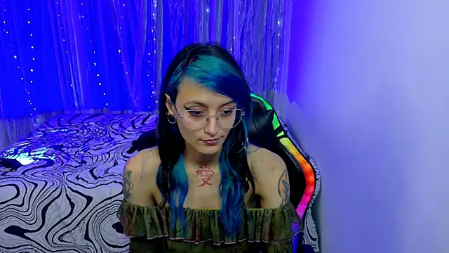 Blazing Haze online show from April 10, 2026, 1:56 am